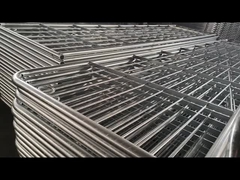 Protezione stradale galvanizzata Metallo Barriera di controllo della folla pedonale Recinzione temporanea 1.1M