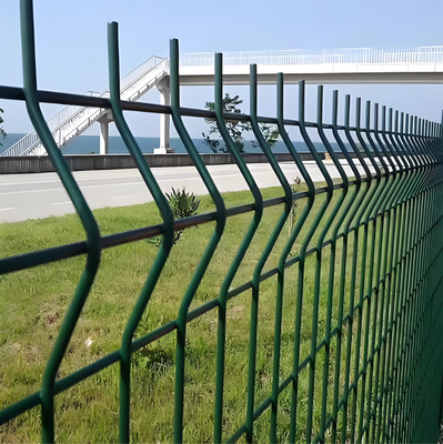 3D Bending Galvanized PVC Coated 1.5M Height Triangle Bend V Mesh Security Fence Panel 50x200mm Hole Industrial System