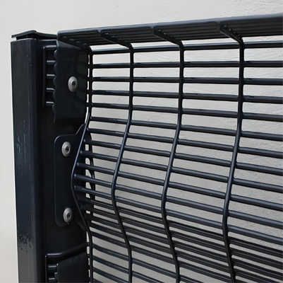 Fence di sicurezza galvanizzata anti-arrampicata con rivestimento in PVC pannello a maglia in acciaio di alta sicurezza altezza 2,4 m filo 4 mm